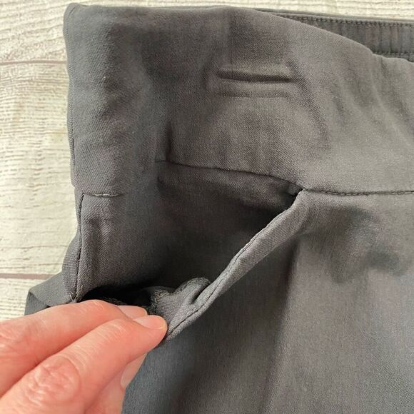 Susan Graver women 4 pull on elastic high waist grey Capri pant w/front pockets - Picture 3 of 8